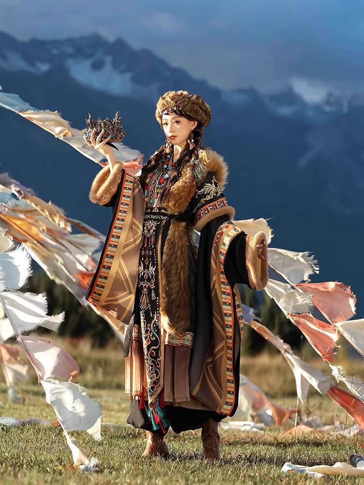 Ethnic Tibetan Style Embroider - Ethnic Clothing & Online Fashion Store Khaadi Us recension och pris