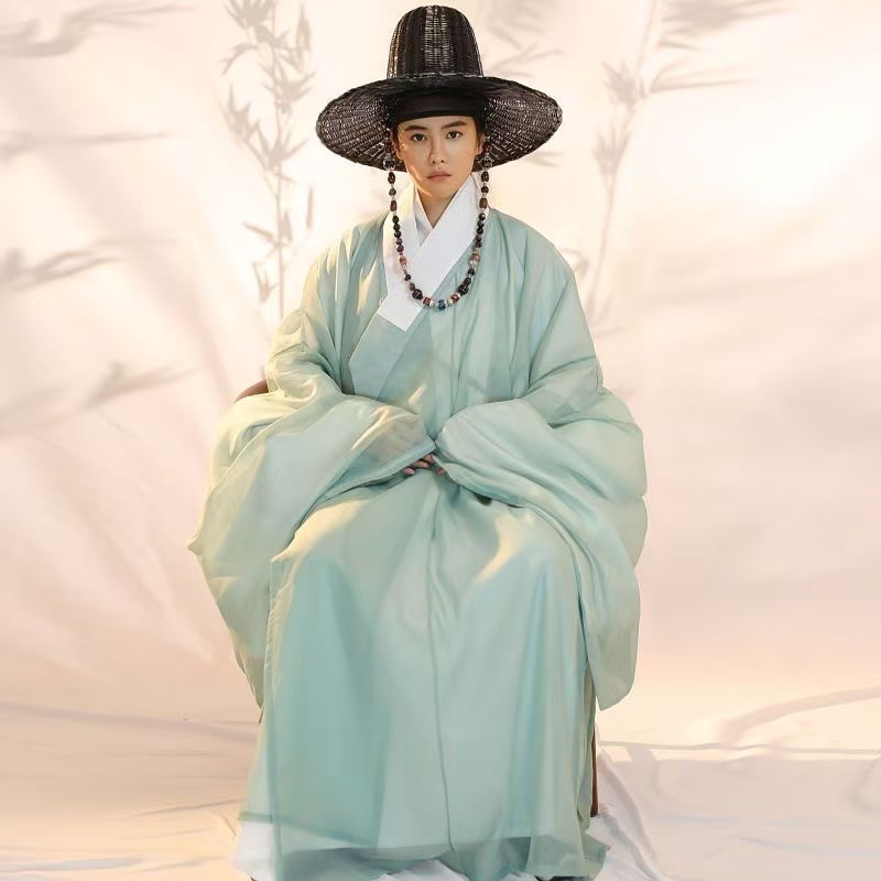 Traditional Chinese Ming Dynas - Ethnic Gown recension och pris