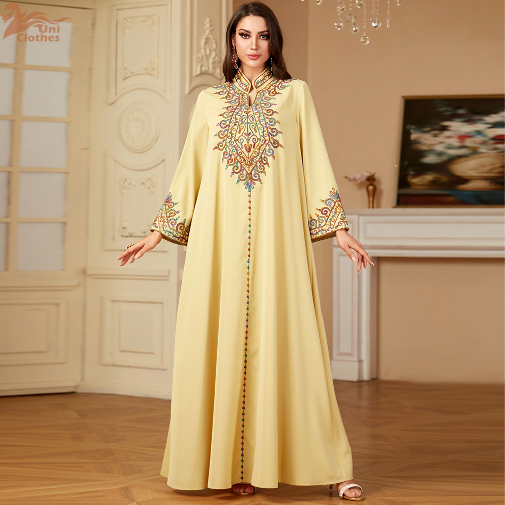 Uni Embroidery V-Neck Long Dre - Ethnic Fashion In Dubai recension och pris