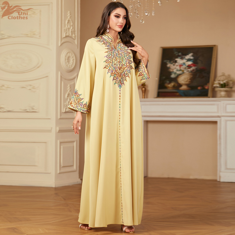 Uni Embroidery V-Neck Long Dre - Ethnic Fashion In Dubai recension och pris