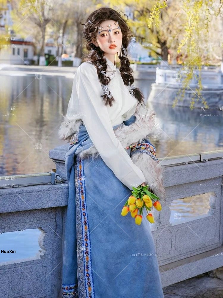 Tibetan Ethnic Women's  Robe F - Ethnic Clothing & Online Fashion Store Khaadi Us recension och pris